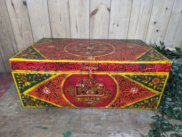 Vintage Indian Hand Painted Metal Tin Railway Travel Storage Chest Trunk