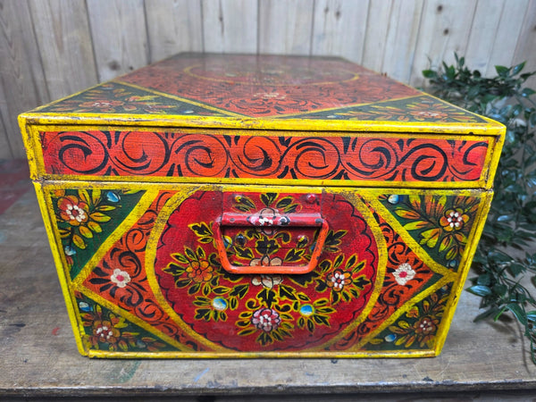 Vintage Indian Hand Painted Metal Tin Railway Travel Storage Chest Trunk