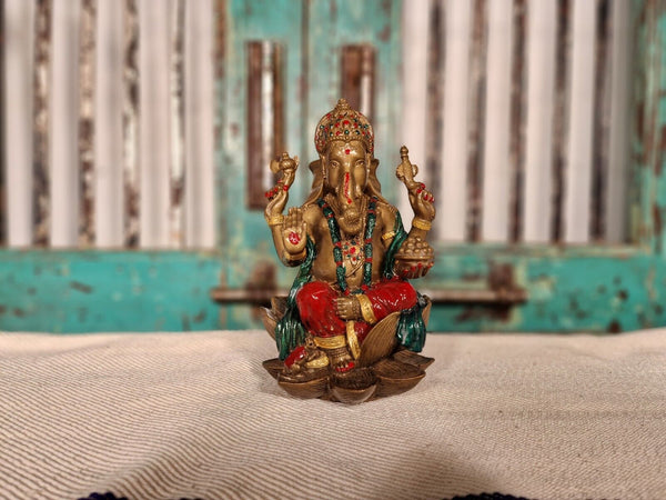 Hand Painted Lord Ganesha Hindu God Temple Statue Figurine Ornament Sculpture