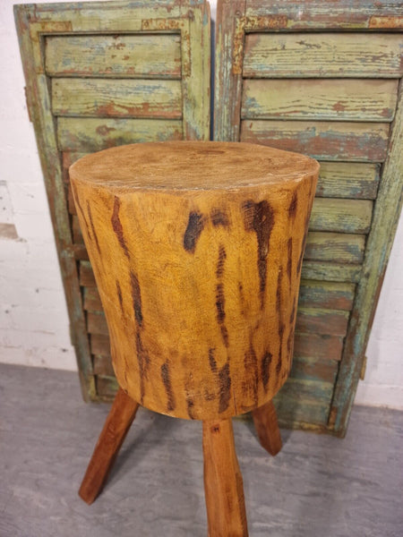 Vintage Reclaimed Rustic Wooden Stump Chopping Block Lamp Table Plant Stand
