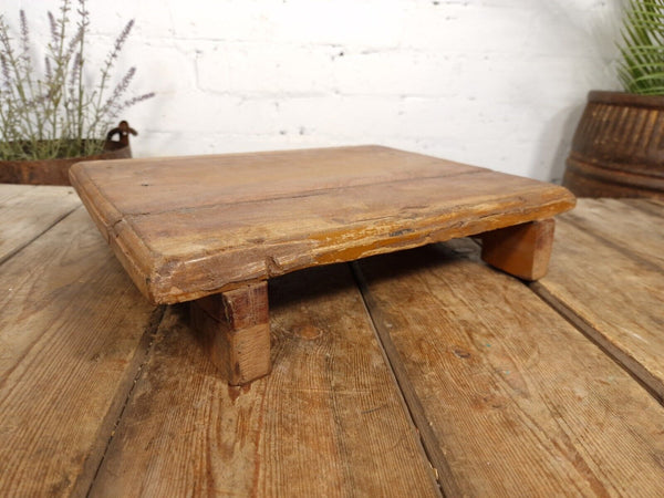 Vintage Rustic Solid Wooden Serving Platter Tray Table Stand Chopping Board