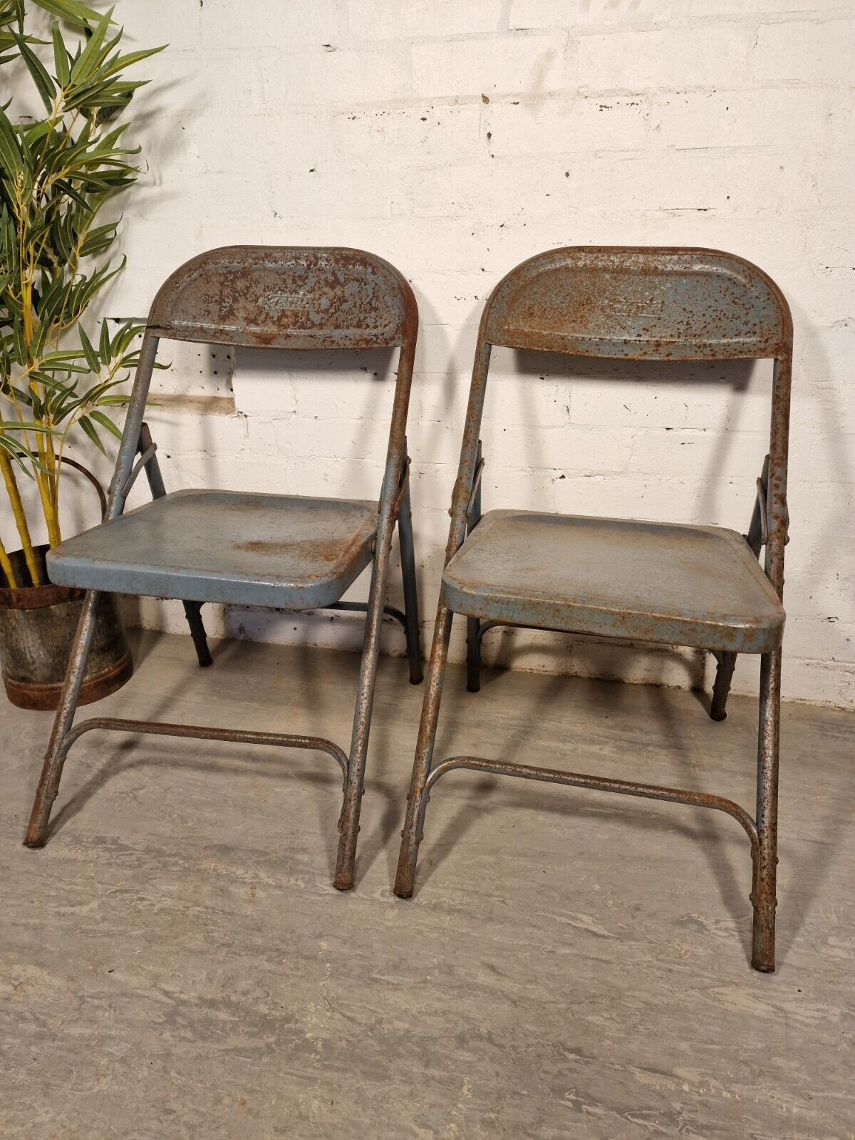 Vintage Rustic Industrial Metal Folding Indian Garden Chair Cafe