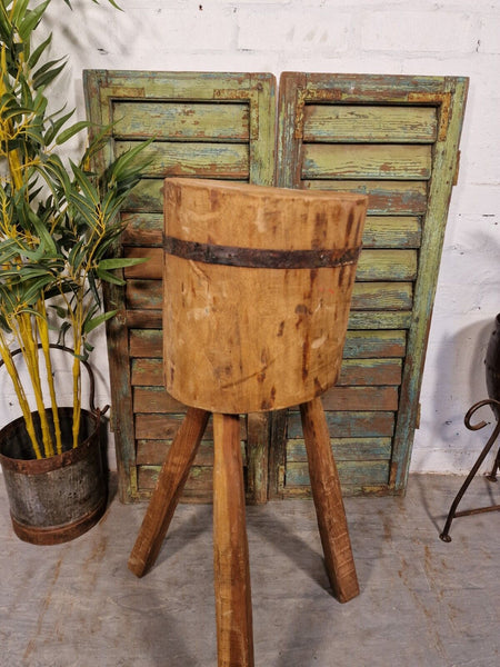 Vintage Reclaimed Rustic Wooden Stump Chopping Block Lamp Side Table Plant Stand