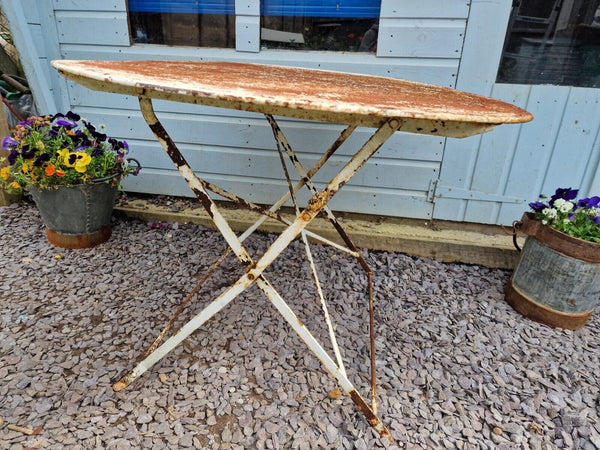 Vintage French Rustic Round Metal Folding Bistro Cafe Garden Patio Table