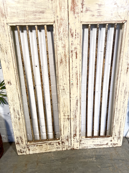 Old Pair Vintage Reclaimed Indian Wooden Iron Doors Shutters Garden Gates Screen
