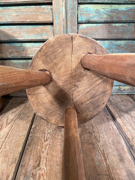 Vintage Reclaimed Rustic Wooden Stump Chopping Block Lamp Side Table Plant Stand
