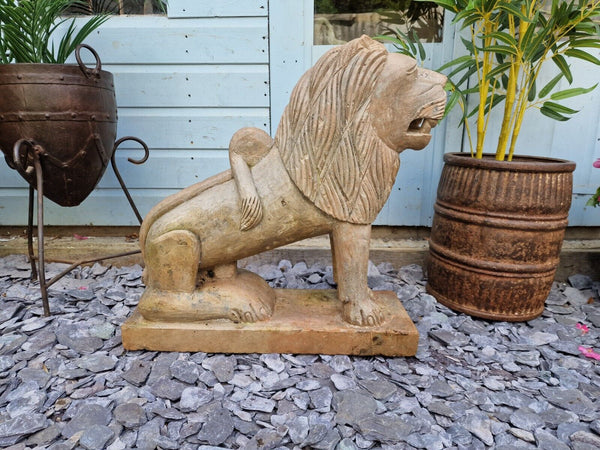 Vintage Hand Carved Solid Stone Lion Statue Figure Garden Ornament