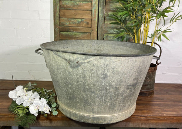 Large Vintage French Galvanised Wash Tub Wildlife Pond Garden Planter Log Basket