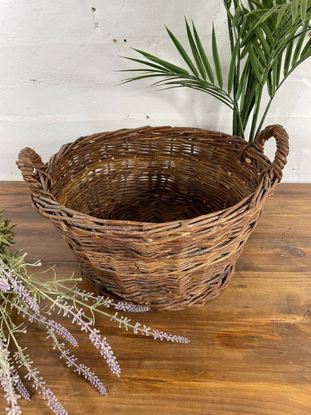 Vintage Hand Made Willow Wicker Storage Fruit Picking Log Linen Hamper Basket