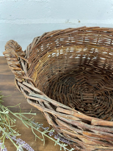 Vintage Hand Made Willow Wicker Storage Fruit Picking Log Linen Hamper Basket