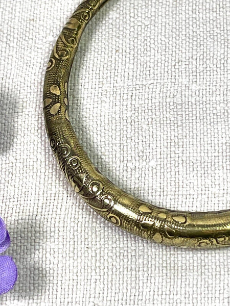 Hand Crafted Traditional Indian Brass Floral Decorative Women's Bangle Bracelet