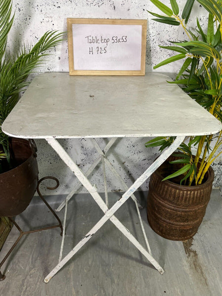 Vintage Small White French Rustic Metal Folding Bistro Garden Patio Wine Table