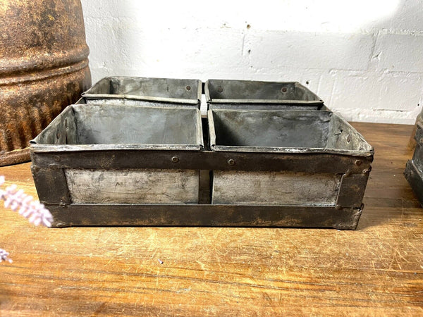 Vintage Rustic Galvanised Metal Herb Planter Desk Cutlery Condiments Bread Tray