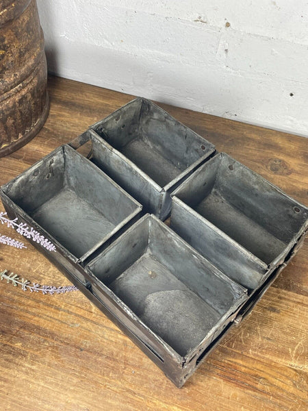 Vintage Rustic Galvanised Metal Herb Planter Desk Cutlery Condiments Bread Tray
