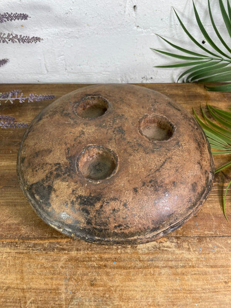 Vintage Rustic Rusty Iron Metal Candle Tea Light Holder Ornament