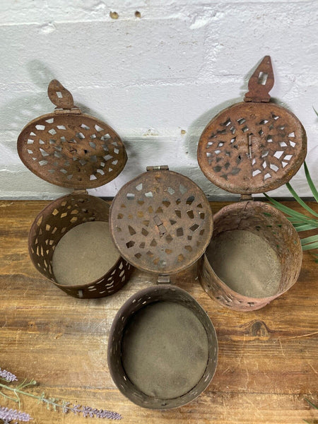Vintage Rustic Reclaimed Metal Iron Hanging Candle Holder Lantern Wedding Prop