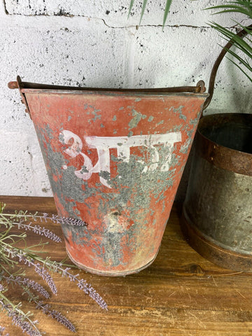 Vintage Rustic Galvanised Metal Fire Bucket Garden Planter Tub Hanging Basket