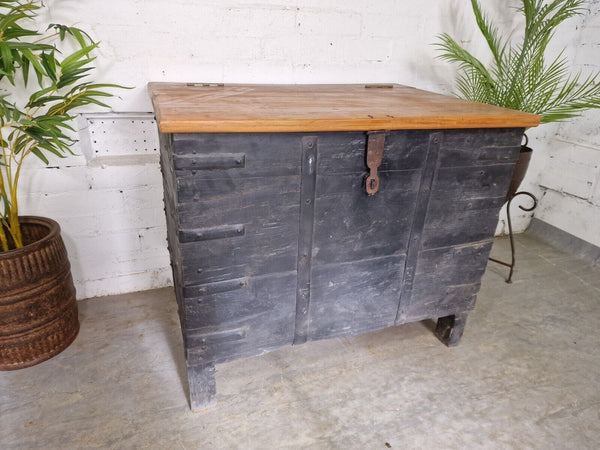 Large Vintage Antique Indian Banded Wooden Dowry Chest Trunk