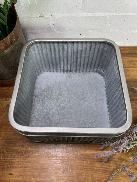Reproduction Galvanised Dolly Tub Planter