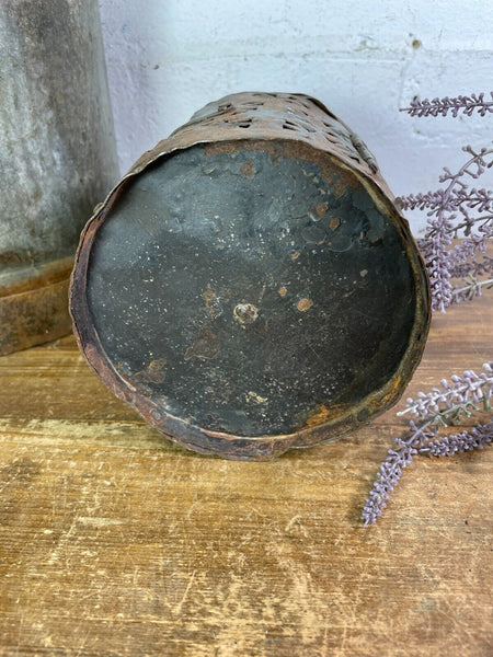 Vintage Rustic Reclaimed Metal Iron Hanging Candle Holder Lantern Wedding Prop